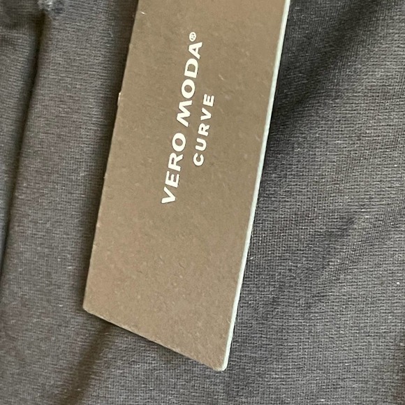 NEW Vero Moda Loose Curve Track Pants Black Women's Size Large - Picture 10 of 11